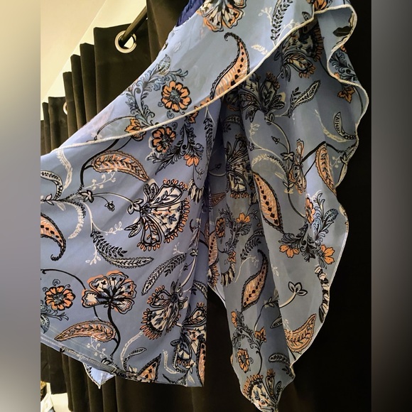 Notations M flowing floral top - Picture 6 of 10